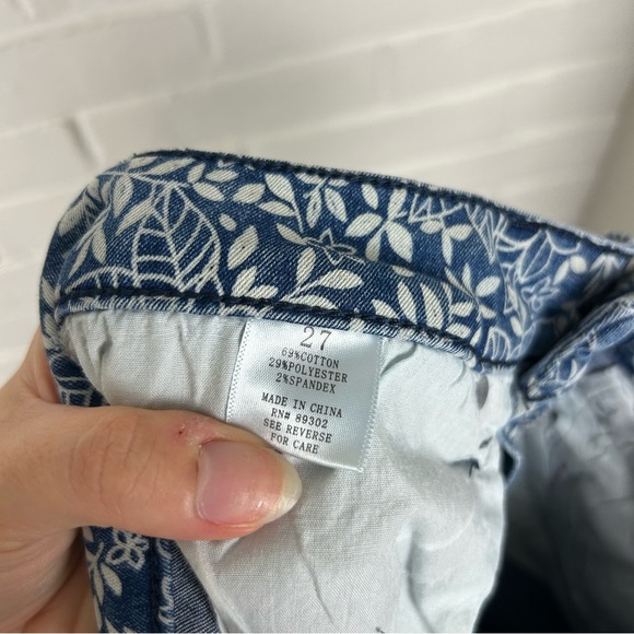 Altar’d State Blue Floral Flare Bell Bottom Jeans Size 27 - Picture 5 of 14